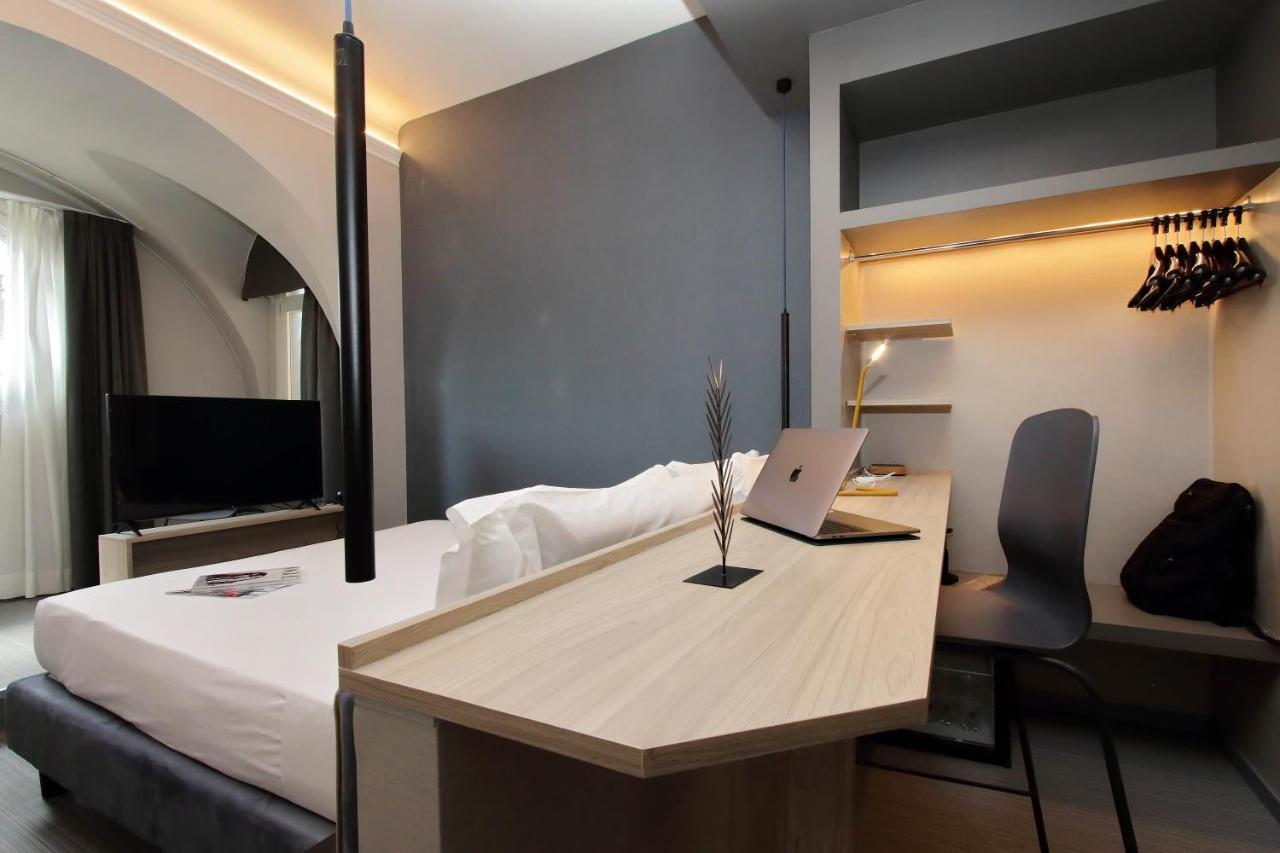 Vico Fashion District Hotel Milan Exterior photo