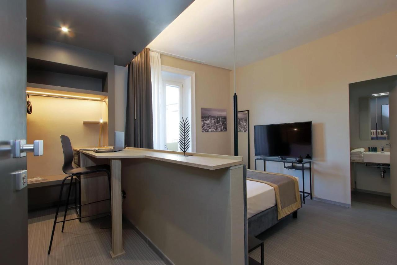 Vico Fashion District Hotel Milan Exterior photo